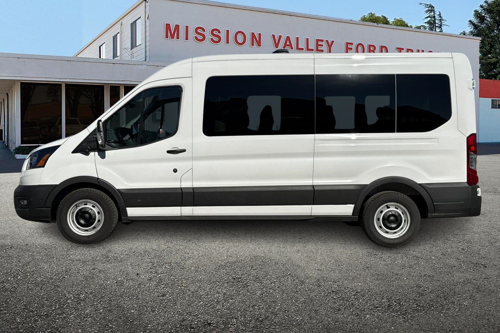 2026 Ford Transit-350 XL