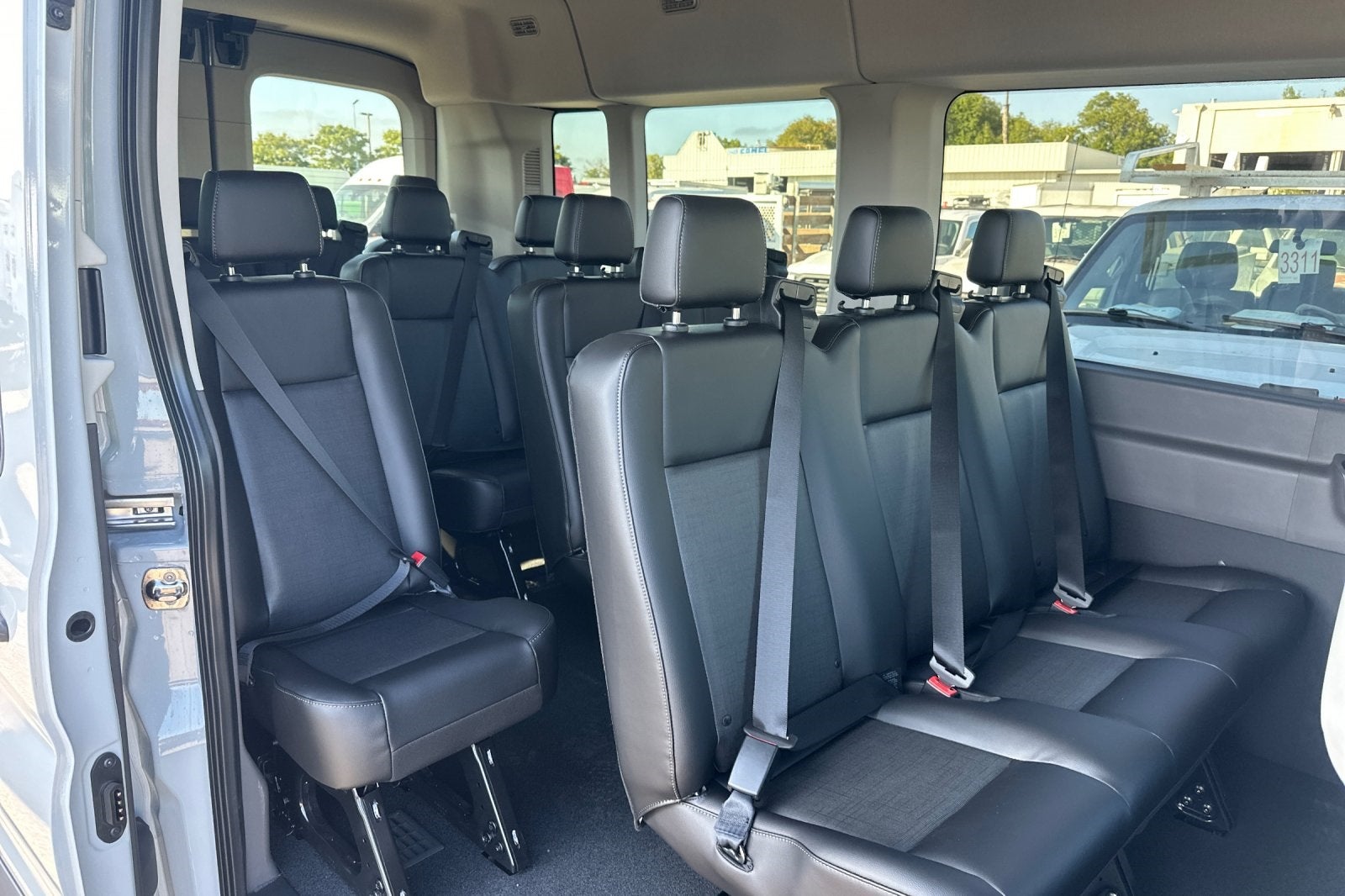 2025 Ford Transit-350 XL