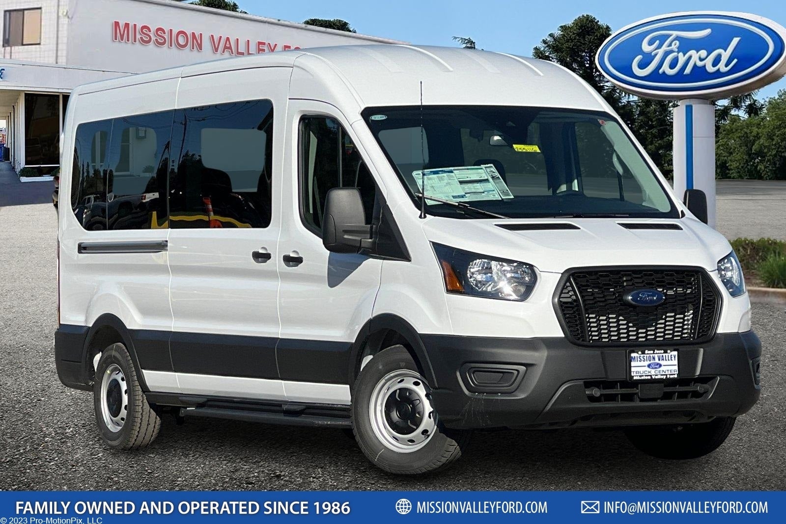 2025 Ford Transit-350 XL