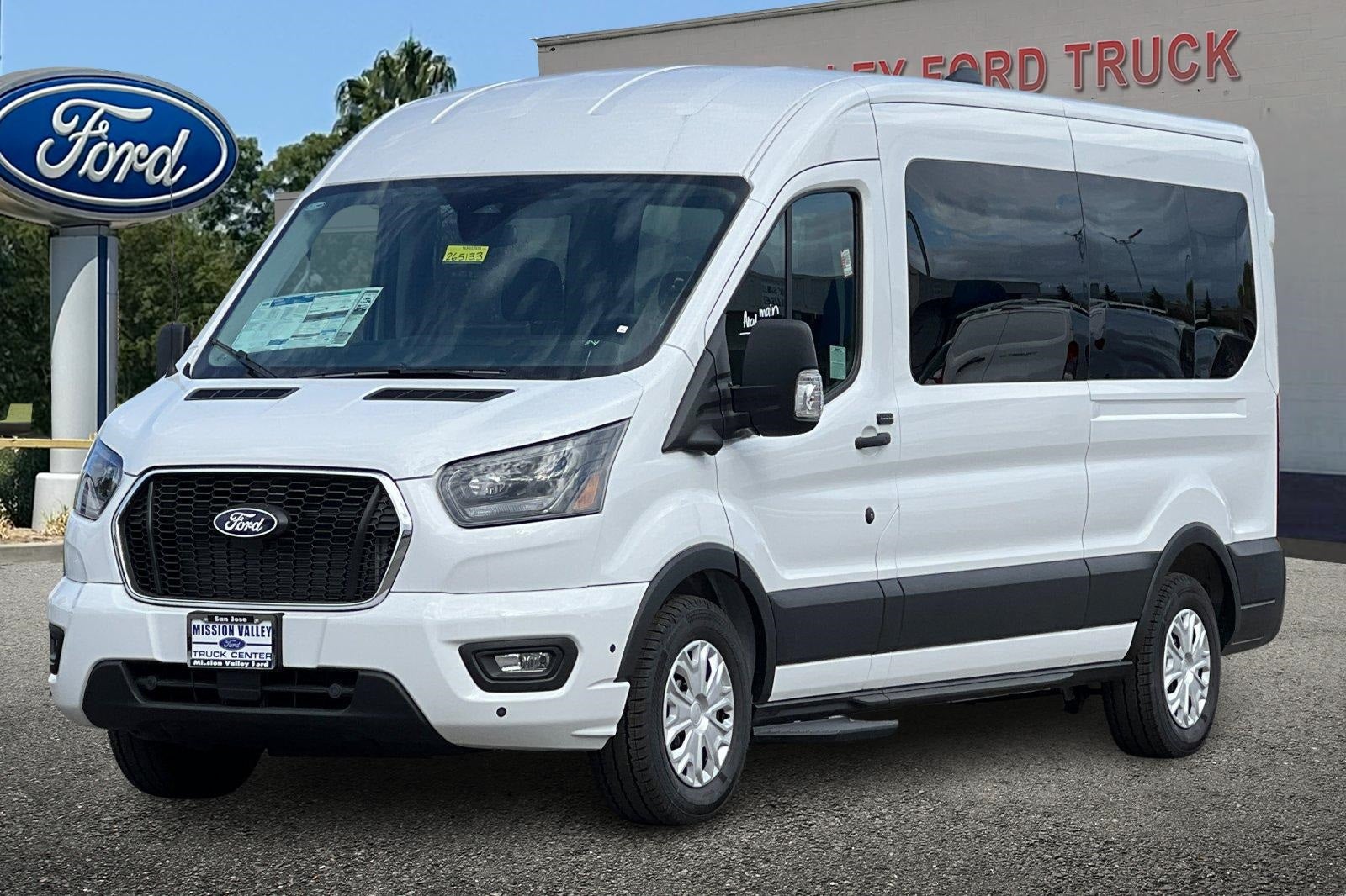2026 Ford Transit-350 XLT