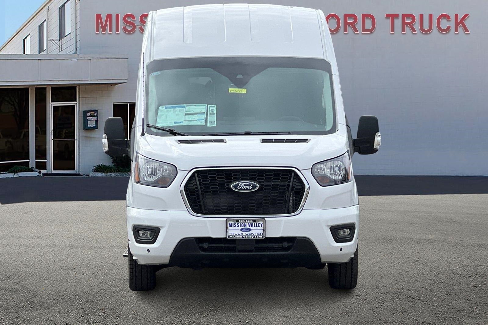 2025 Ford Transit-350 XLT