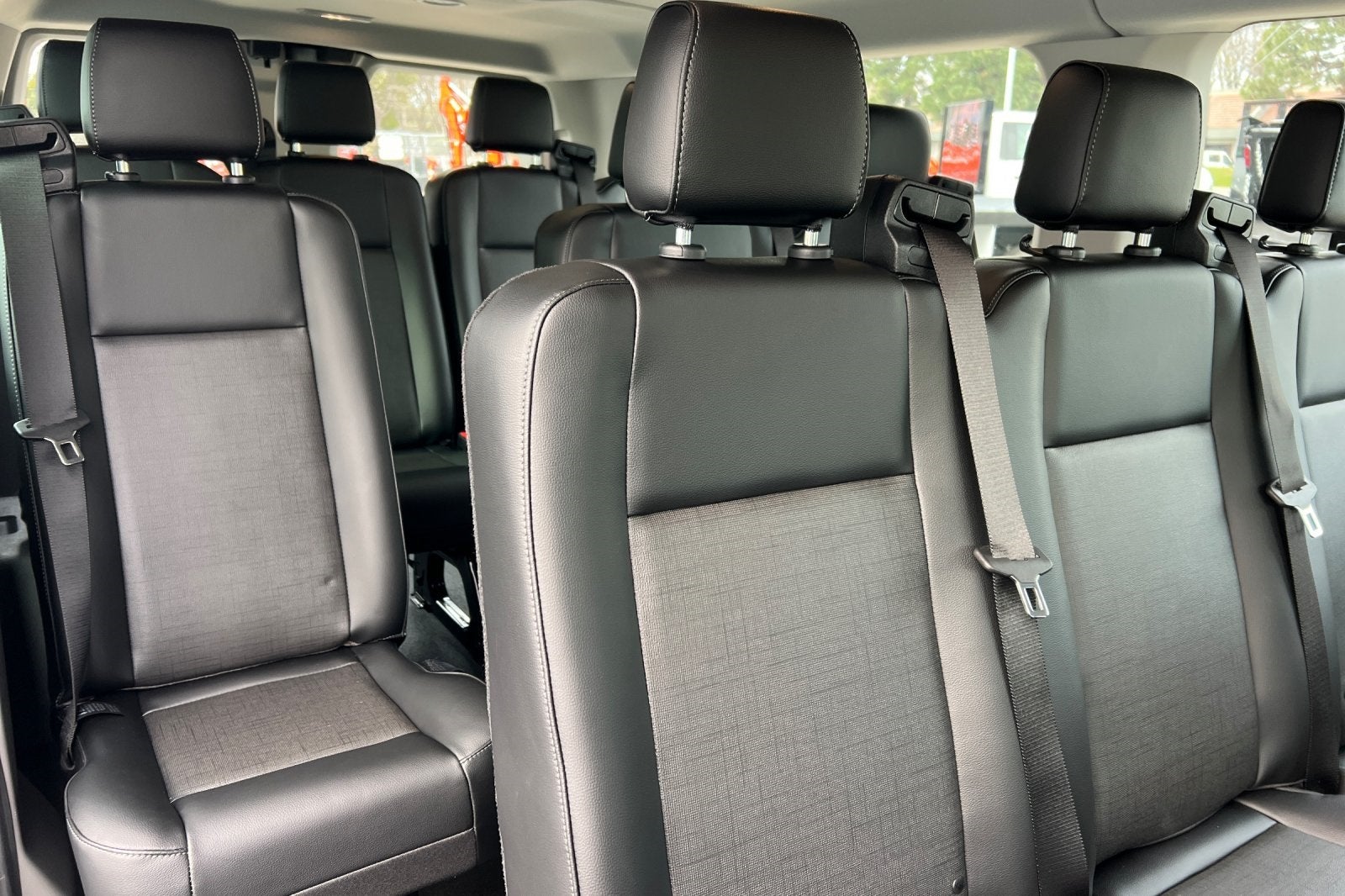 2025 Ford Transit-350 XL