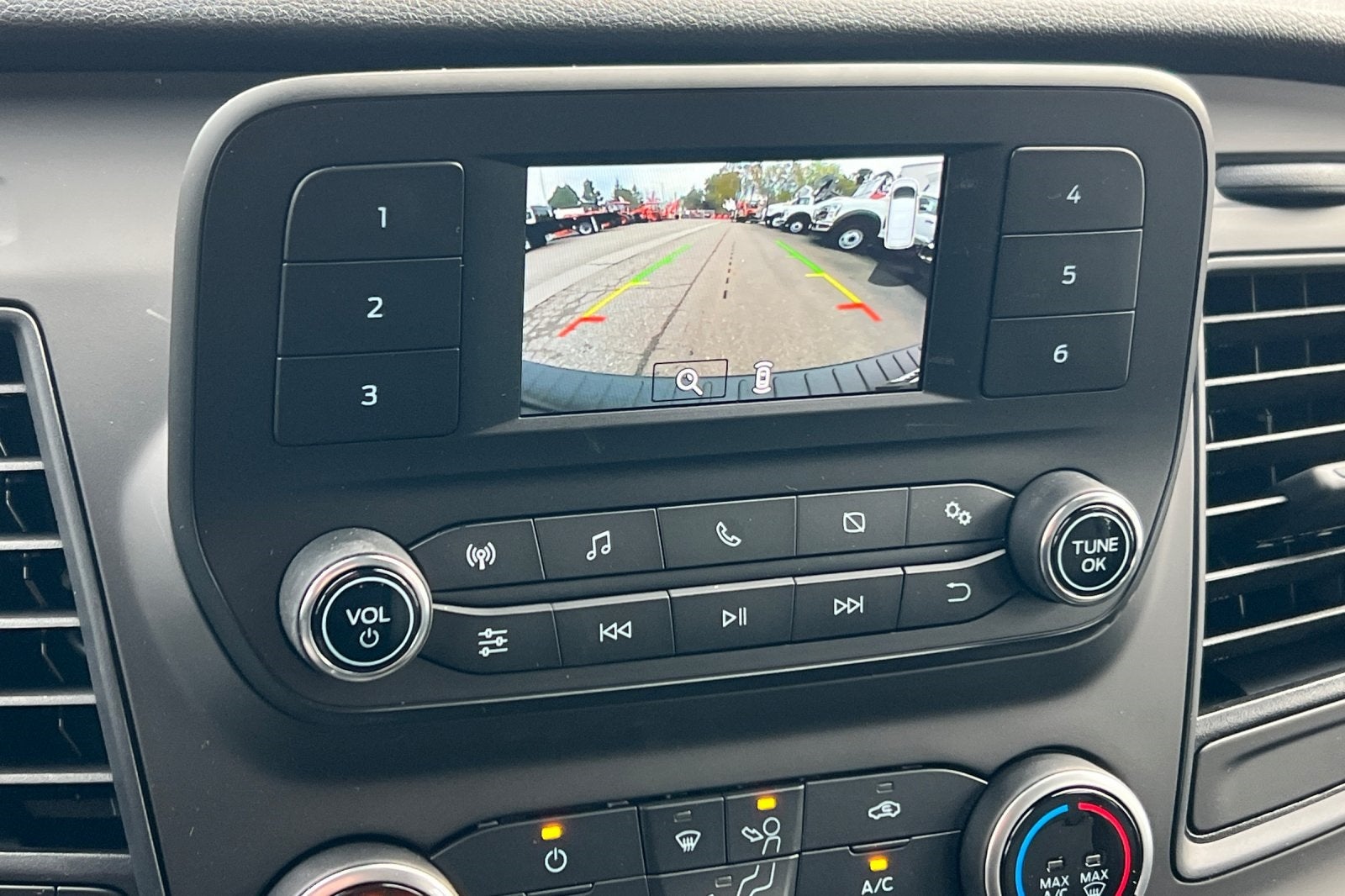 2025 Ford Transit-350 XL