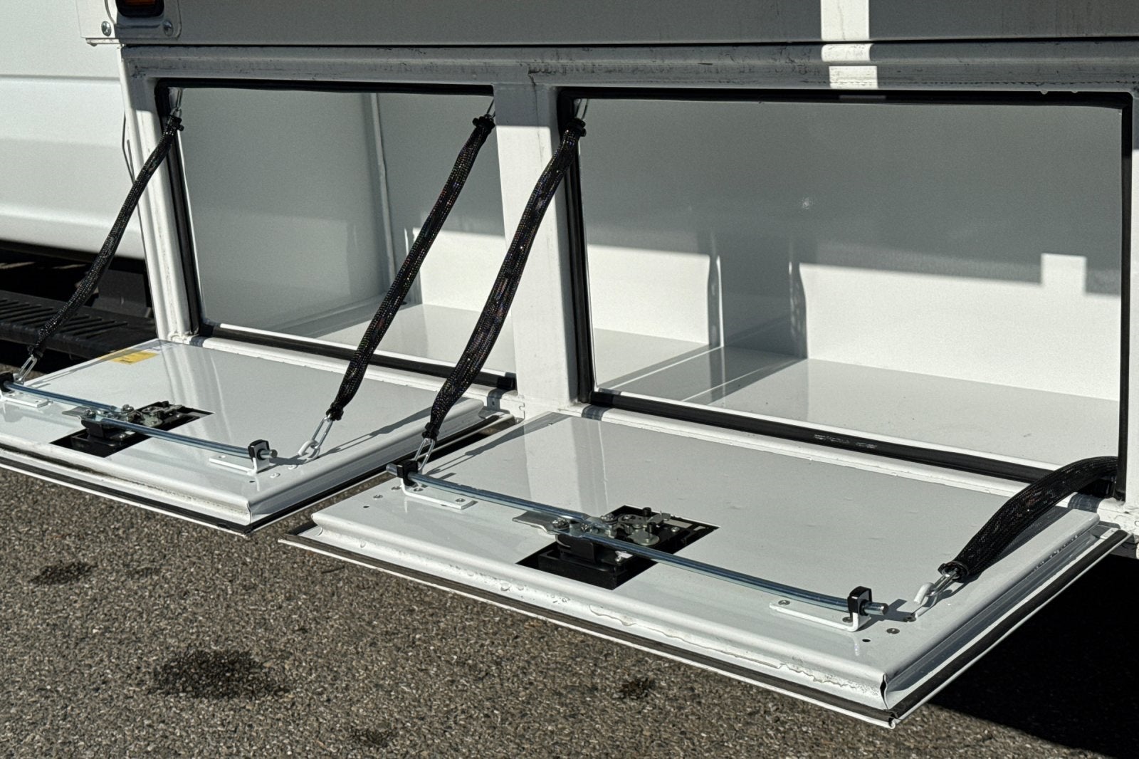 2026 Ford F-550SD XL DRW 4D Crew Cab/Chassis 12' Knapheide Contractor Body