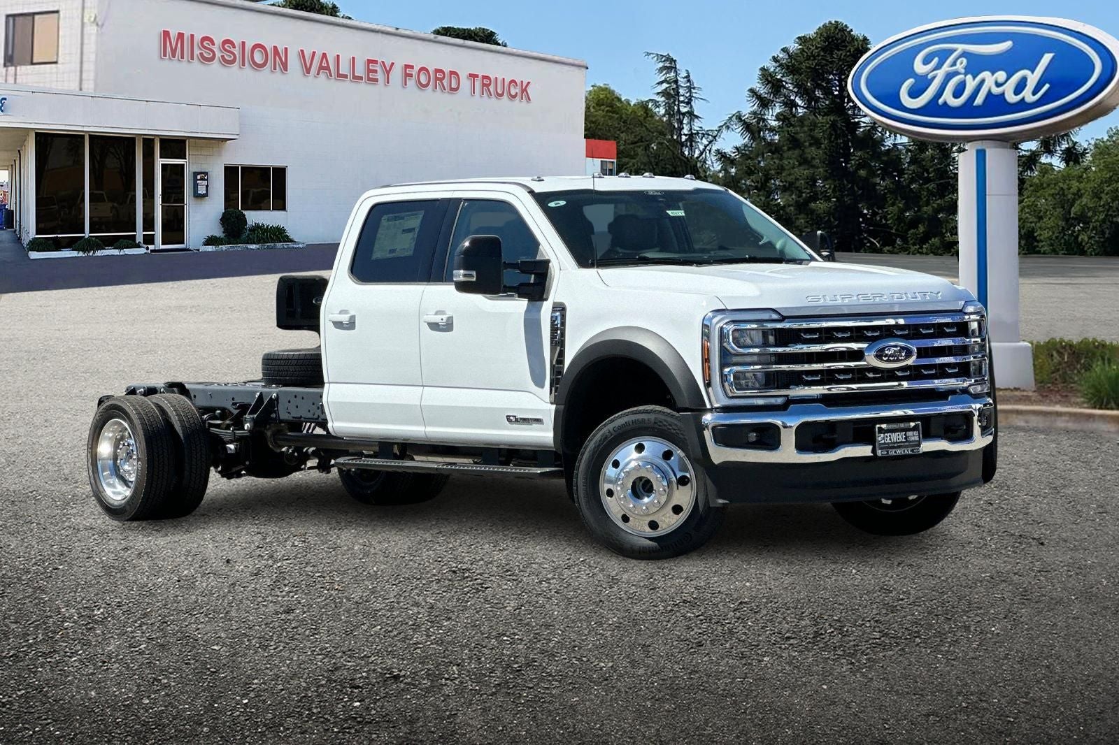 2026 Ford F-550SD Lariat DRW