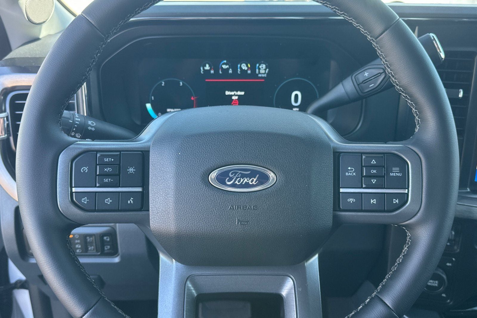 2026 Ford F-550SD Lariat DRW