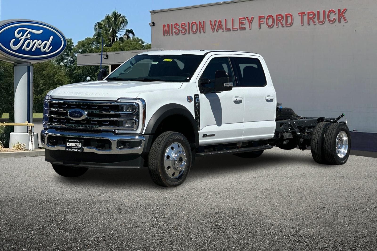 2026 Ford F-550SD Lariat DRW