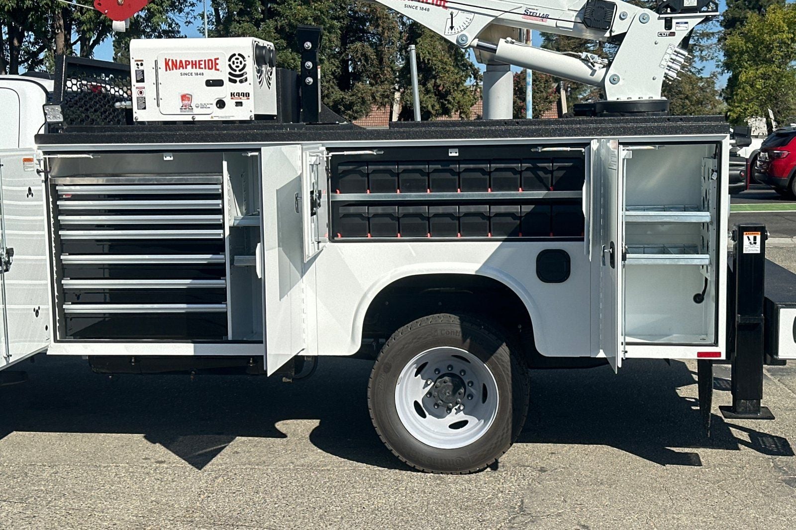 2026 Ford F-550SD XL DRW 11' Knapheide Crane Body
