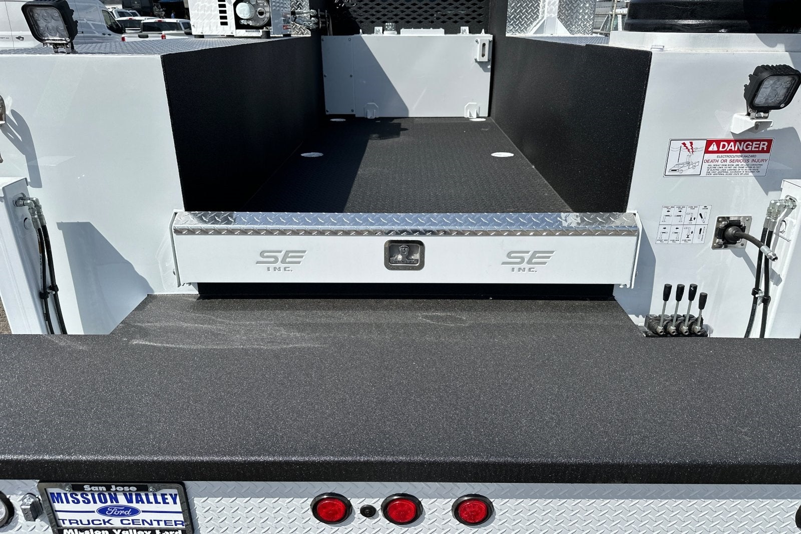 2025 Ford F-550SD XL DRW Scelzi Crane Body