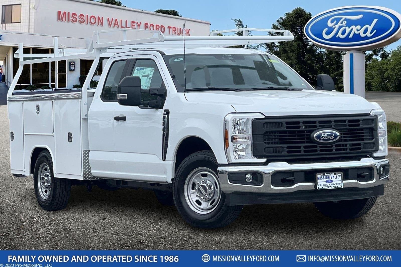 2026 Ford F-250SD XL 4D Extended Cab 8' Harbor Service Body