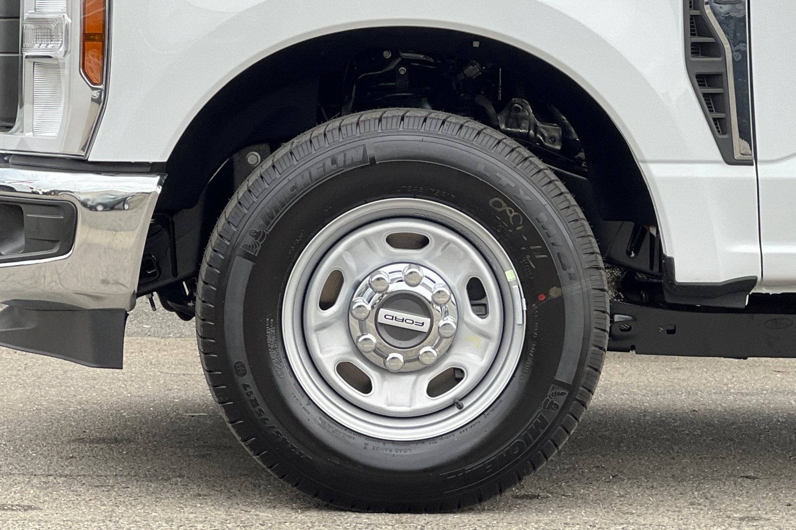 2026 Ford F-250SD XL 4D Extended Cab 8' Harbor Service Body