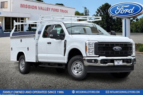 2026 Ford F-250SD XL 4D Extended Cab 8' Royal Service Body