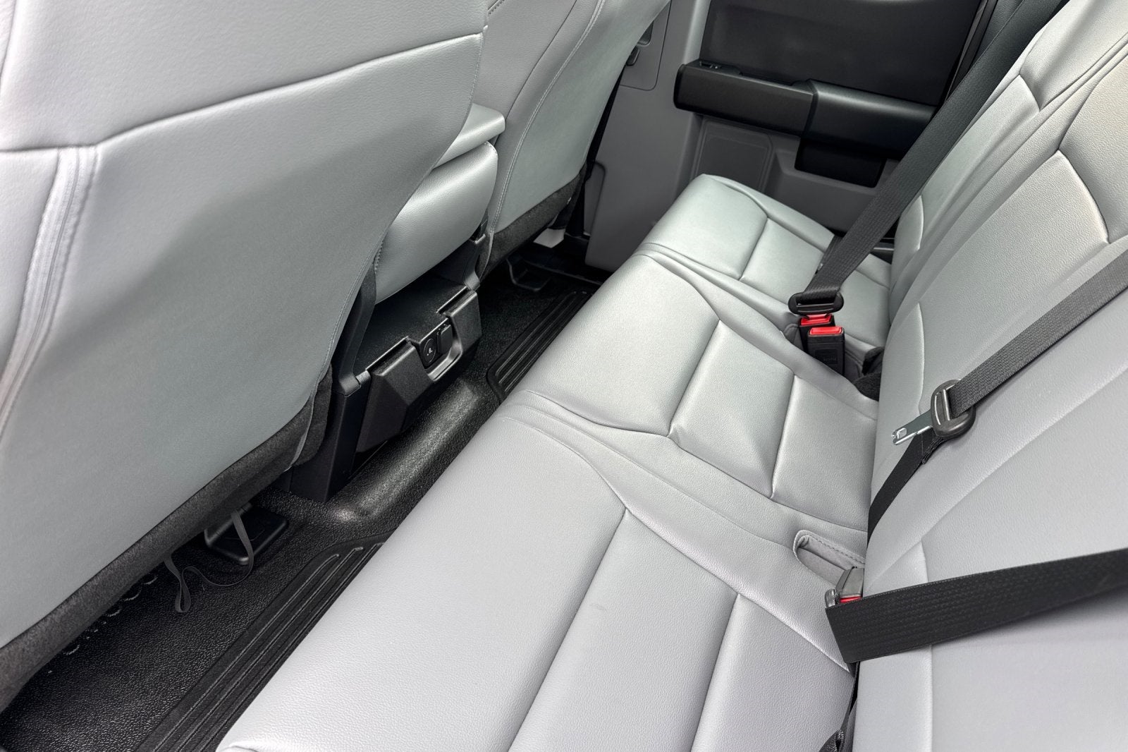 2026 Ford F-250SD XL 4D Extended Cab 8' Royal Service Body