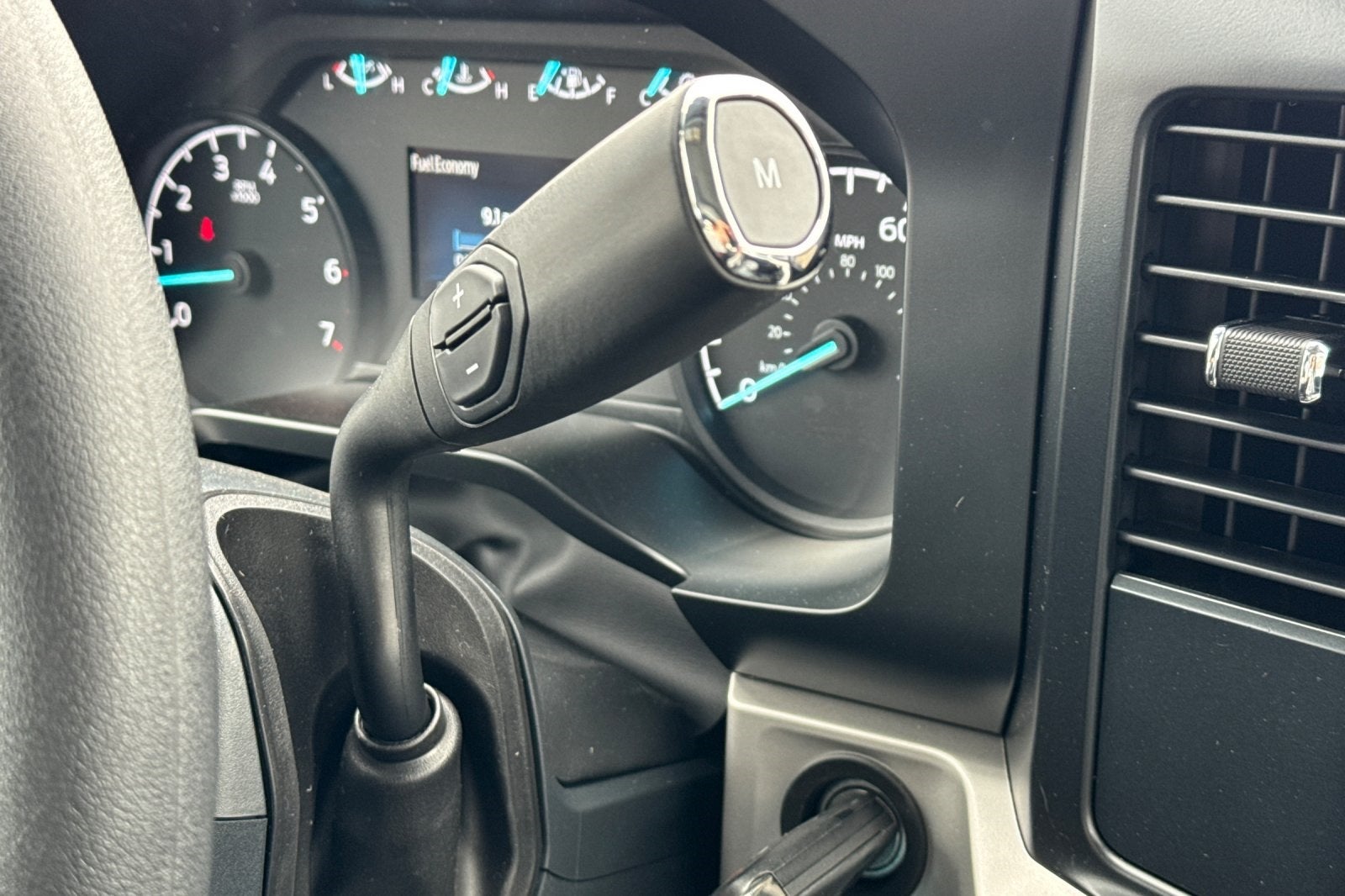 2026 Ford F-250SD XL 4D Extended Cab 8' Royal Service Body