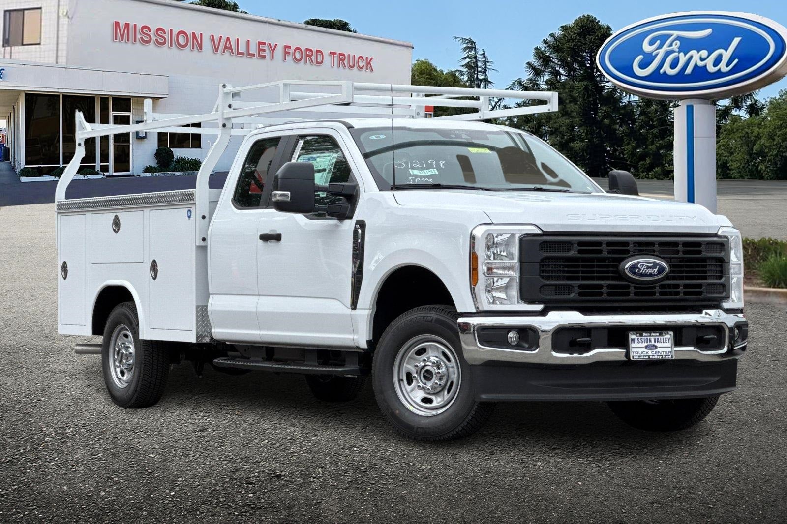 2026 Ford F-250SD XL 4D Extended Cab 8' Royal Service Body