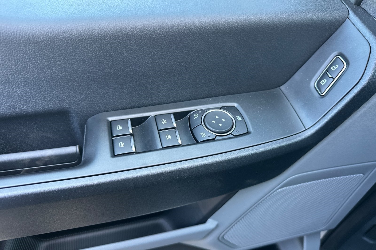 2025 Ford F-350SD XL 9' Scelzi Service/Utility Body