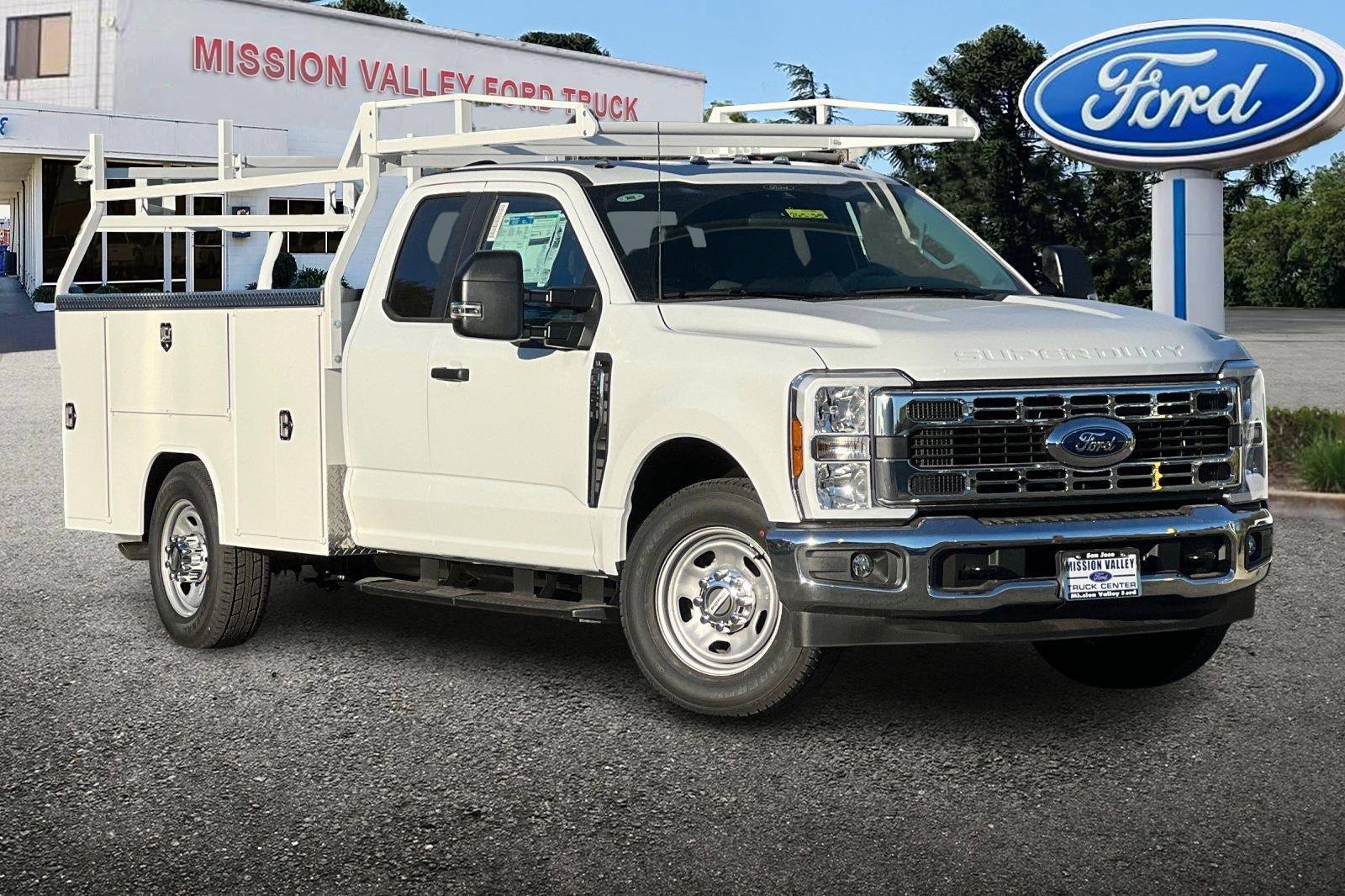 2026 Ford F-350SD XL 9' Harbor Service Body