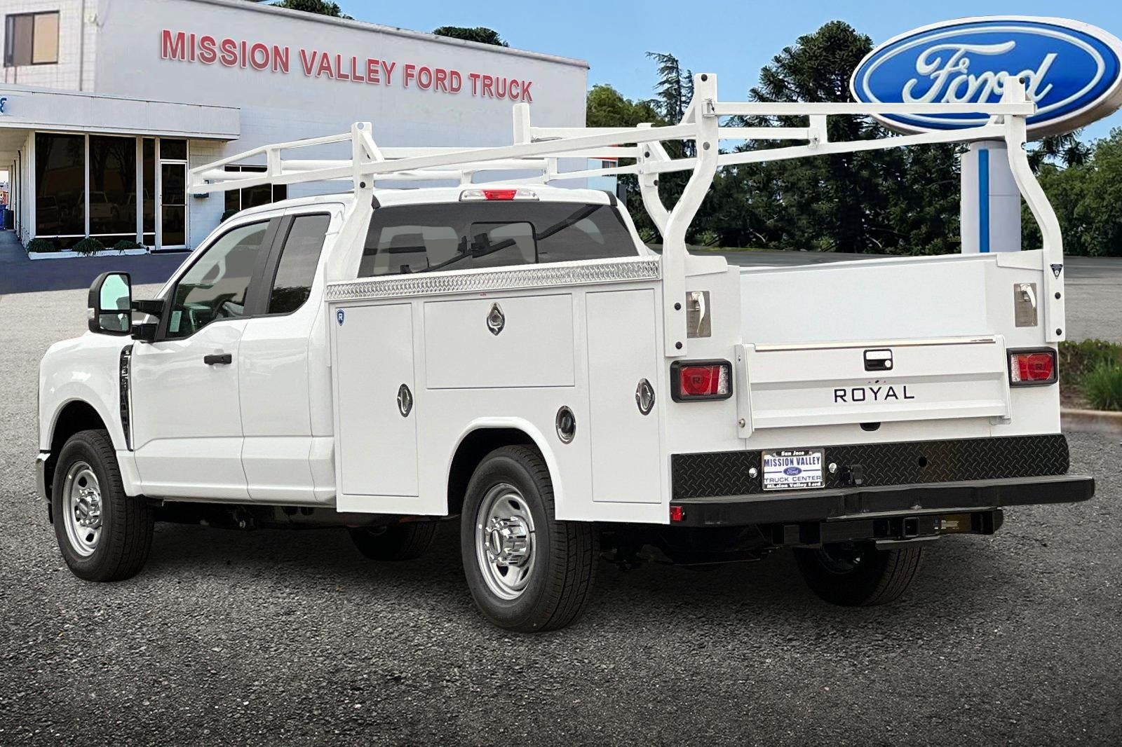 2025 Ford F-350SD XL Super Cab 9' Royal Service Body