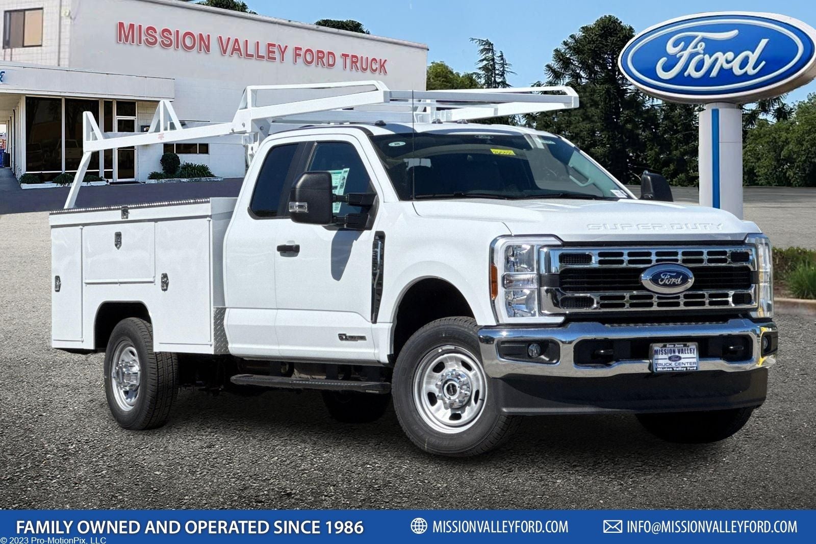 2026 Ford F-350SD XL 9' Scelzi Service Body