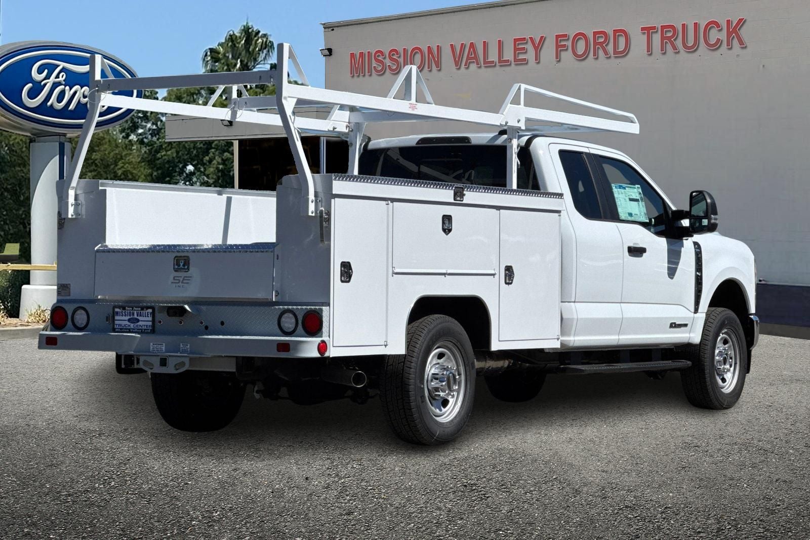 2026 Ford F-350SD XL 9' Scelzi Service Body