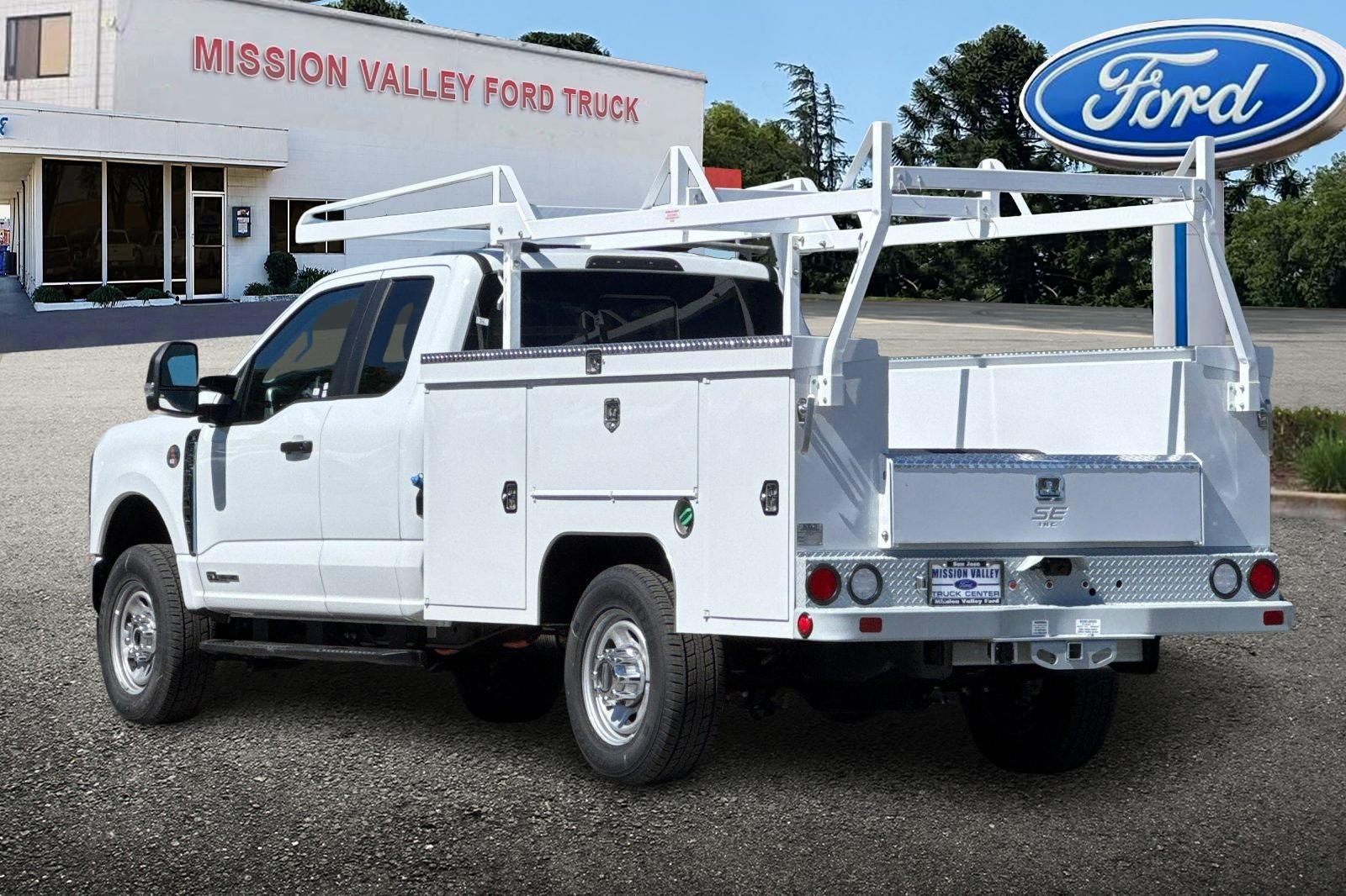 2026 Ford F-350SD XL 9' Scelzi Service Body
