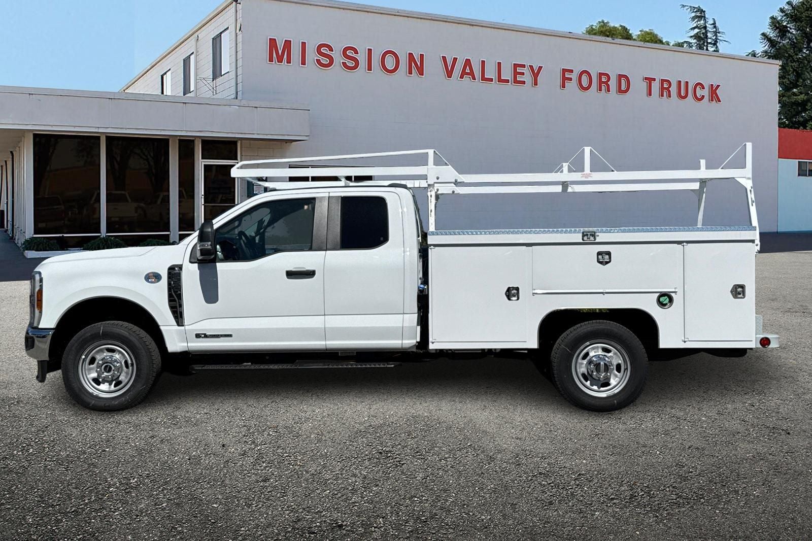 2026 Ford F-350SD XL 9' Scelzi Service Body