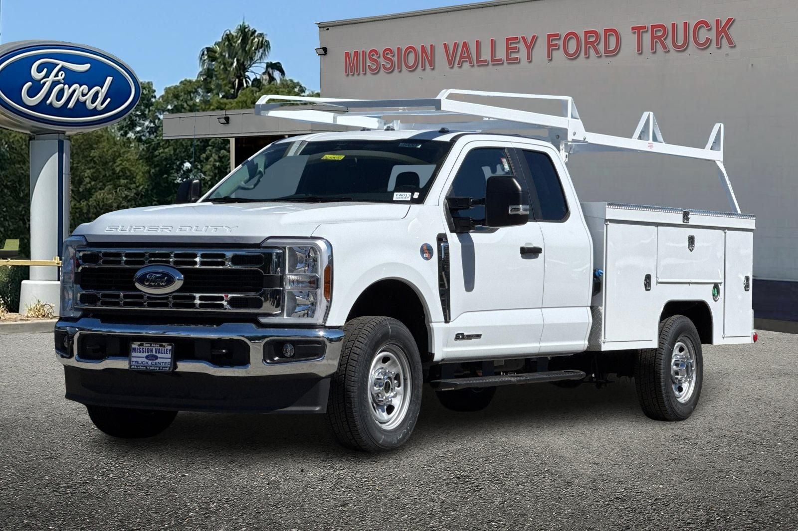 2026 Ford F-350SD XL 9' Scelzi Service Body
