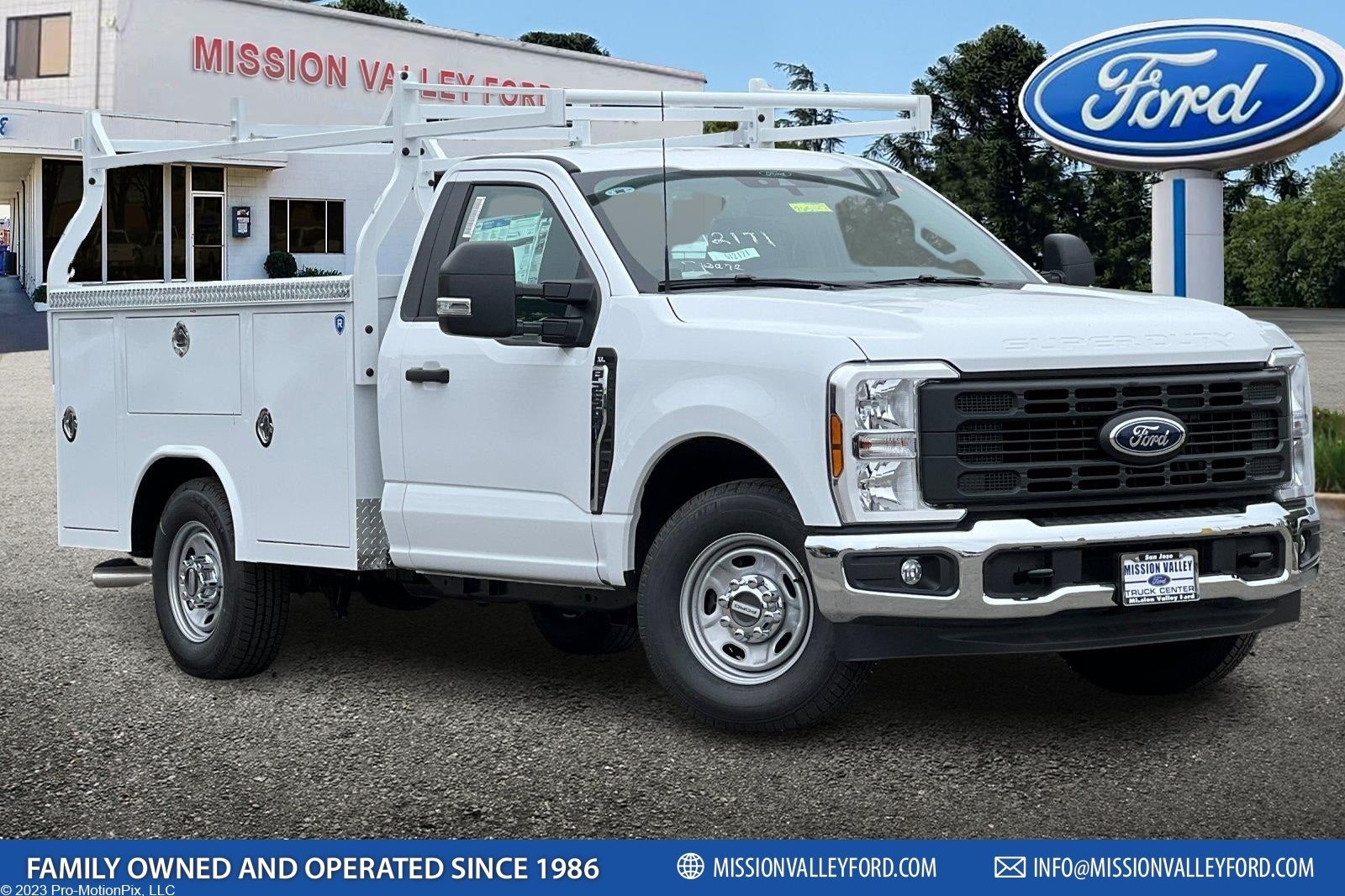 2026 Ford F-250SD XL 2D Standard Cab 8' Royal Service Body