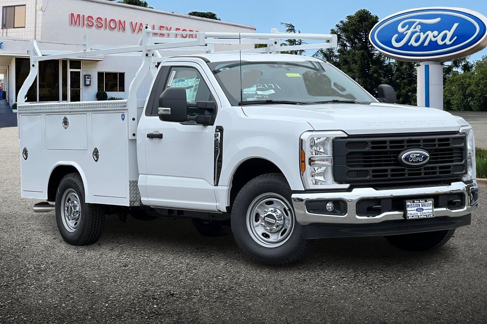 2026 Ford F-250SD XL 2D Standard Cab 8' Royal Service Body