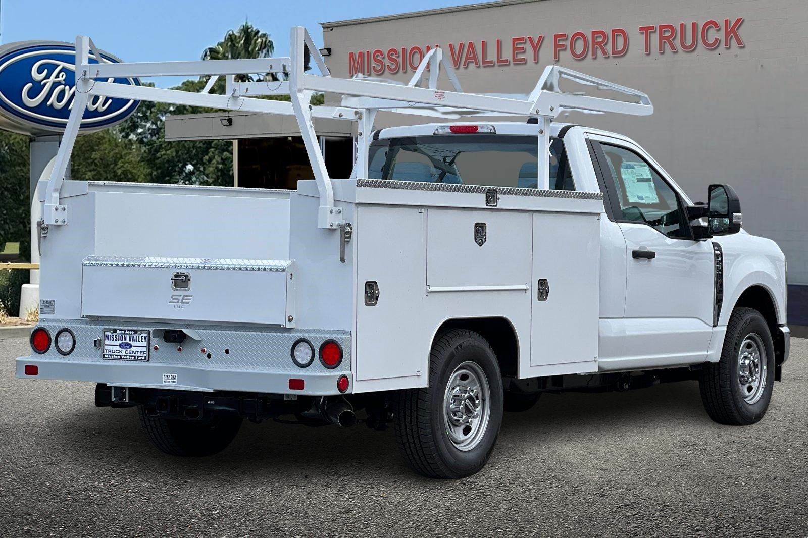 2026 Ford F-250SD XL 2D Standard Cab 8' Scelzi Service Body