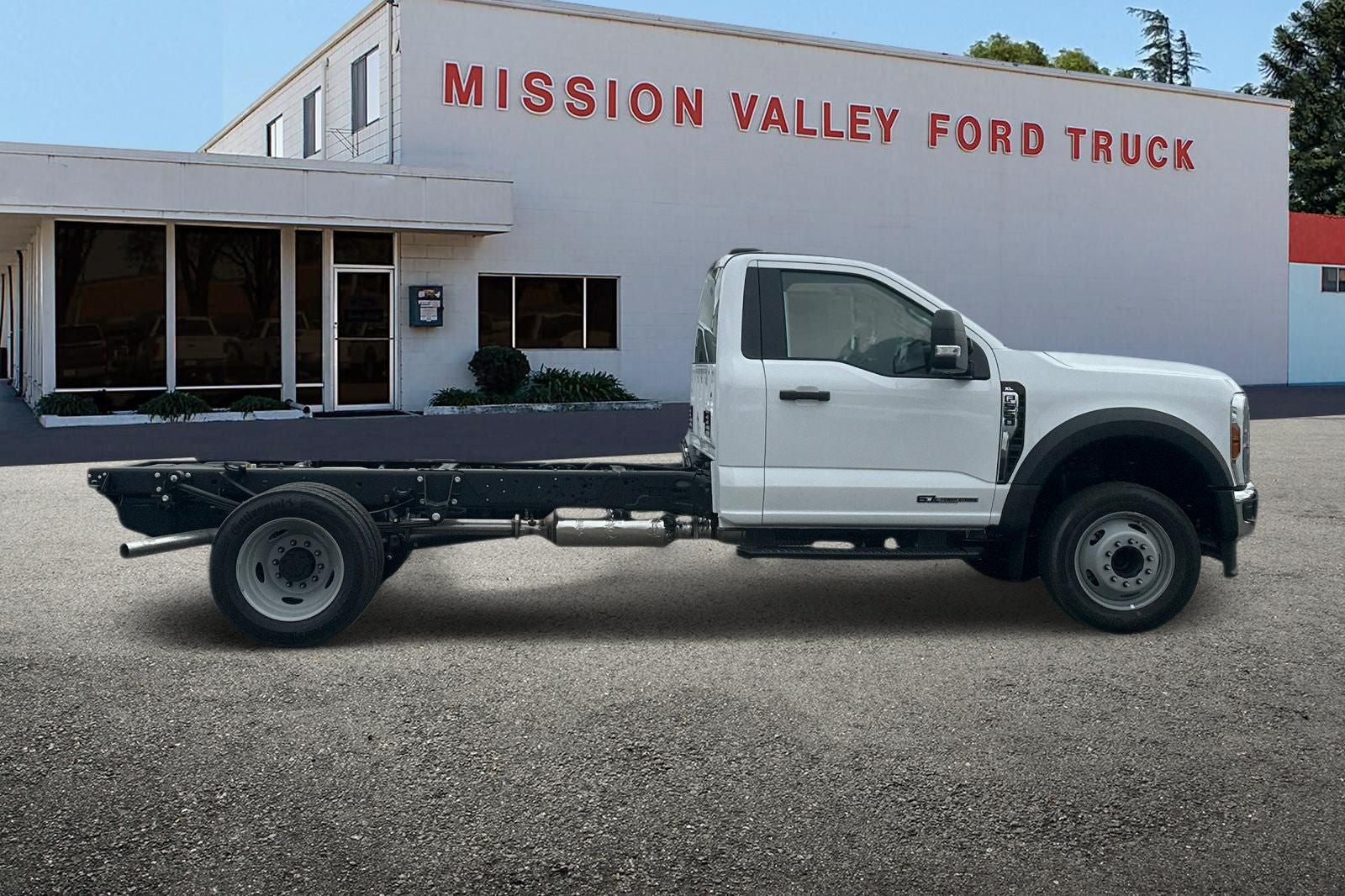 2026 Ford F-550SD XL DRW