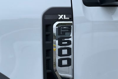 2025 Ford F-600SD XL