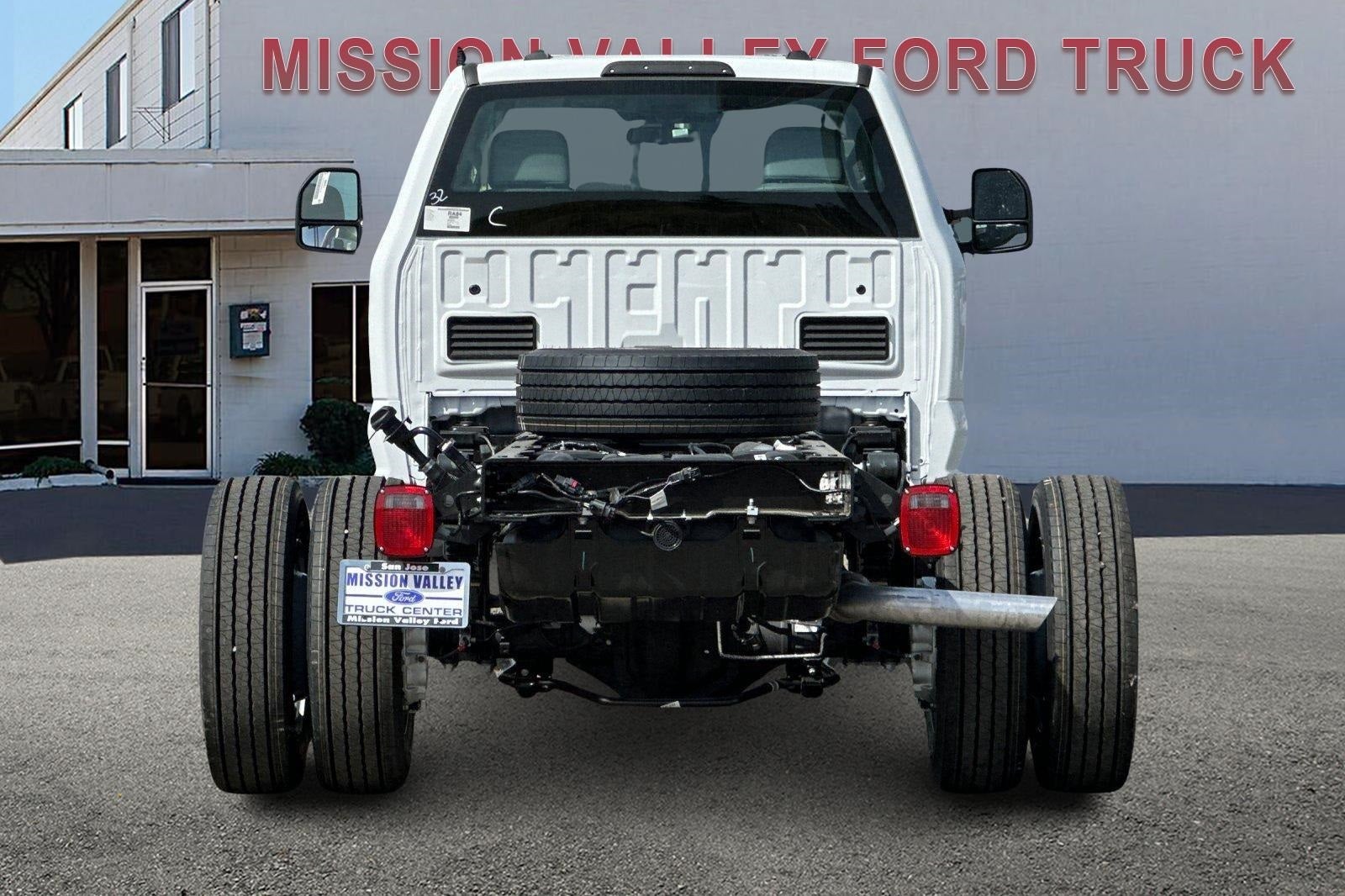 2026 Ford F-600SD XL