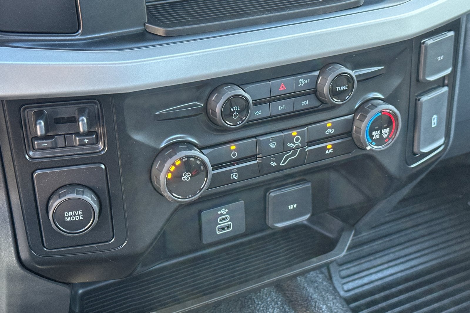 2026 Ford F-600SD XL