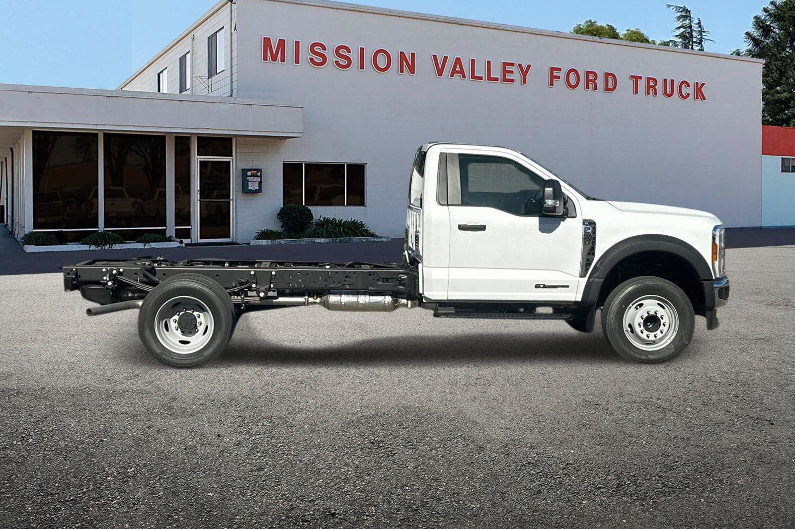 2026 Ford F-600SD XL