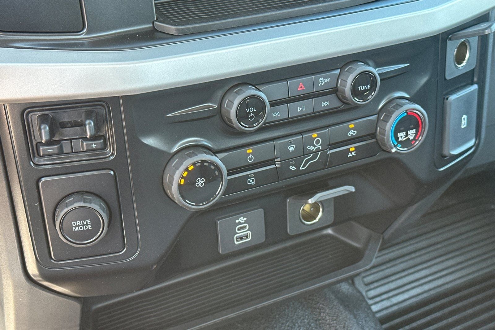 2026 Ford F-600SD XL