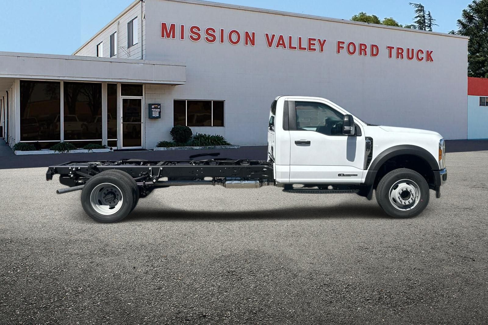 2026 Ford F-600SD XL