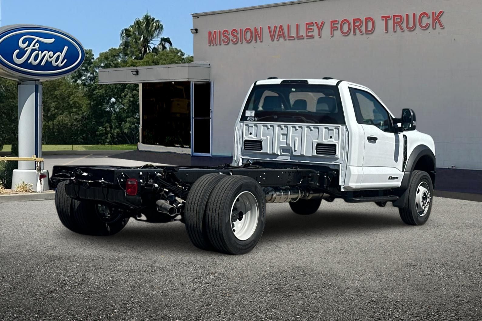 2026 Ford F-600SD XL