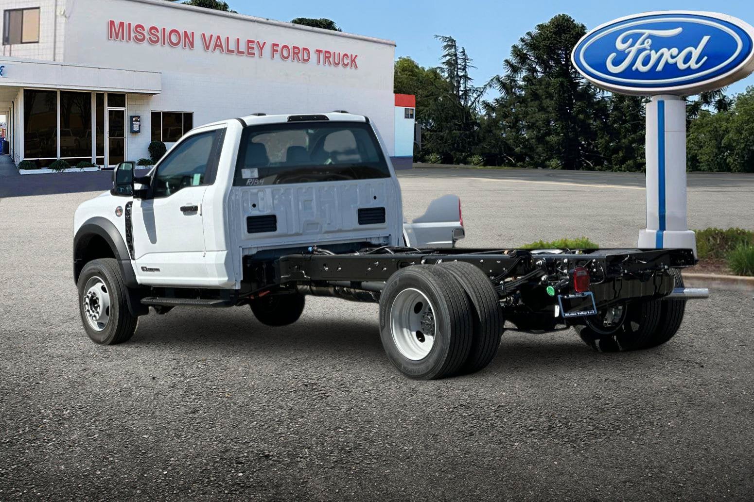 2026 Ford F-600SD XL