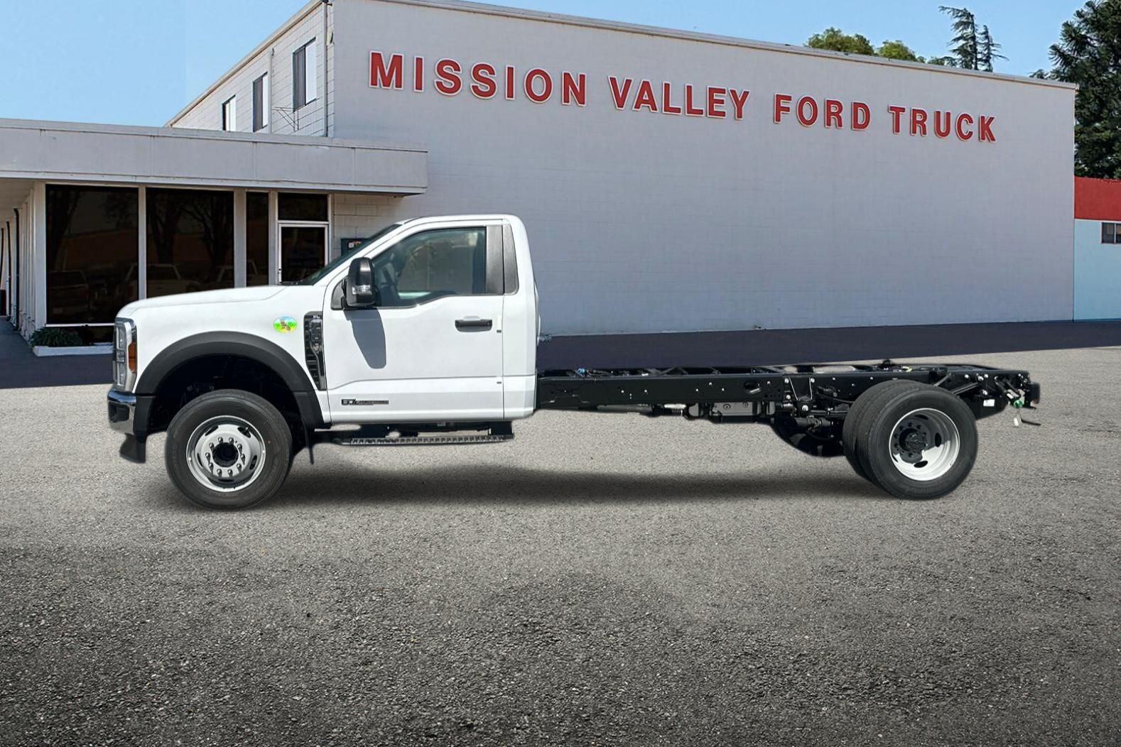 2026 Ford F-600SD XL