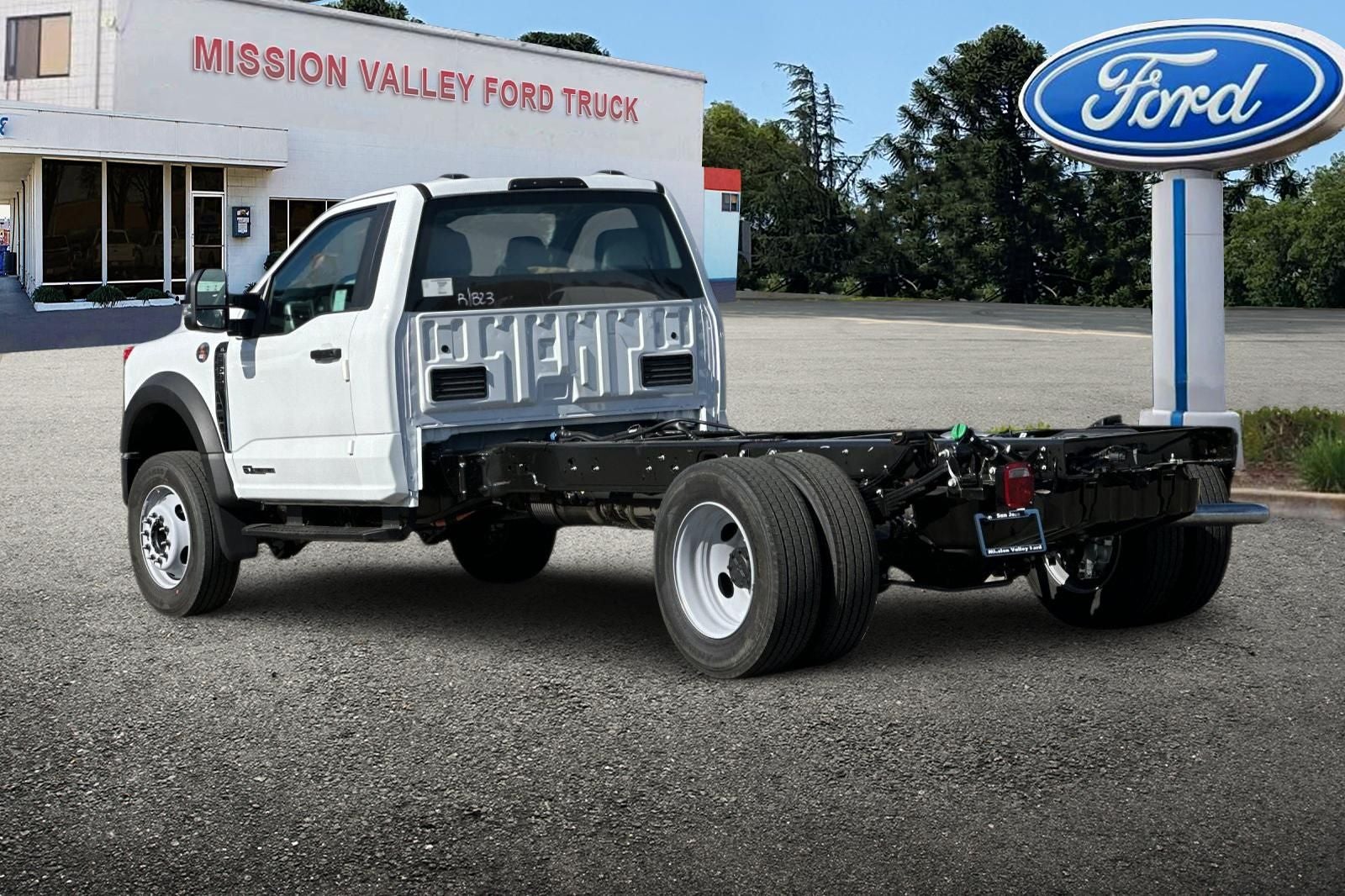 2026 Ford F-600SD XL