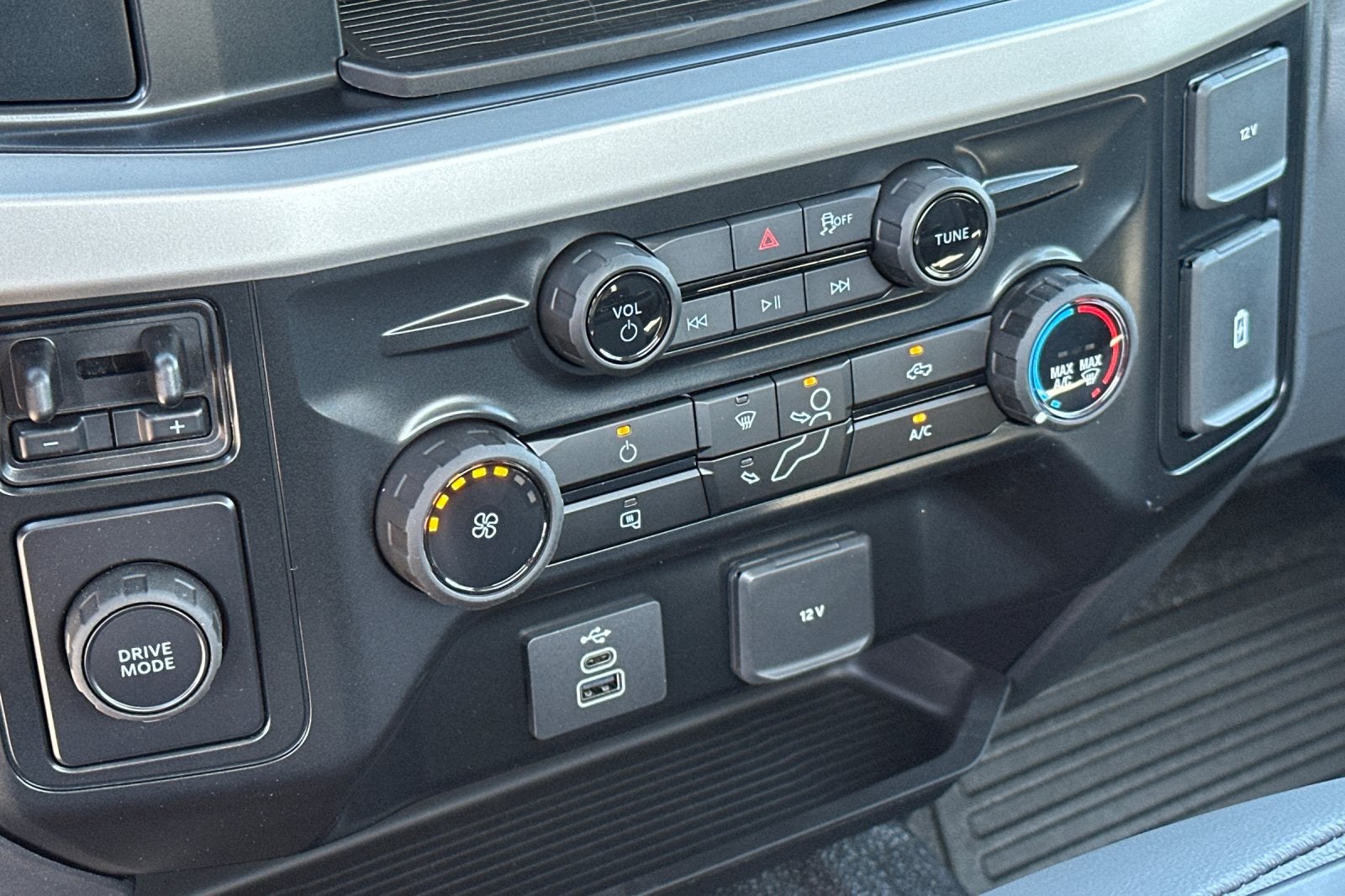 2026 Ford F-600SD XL