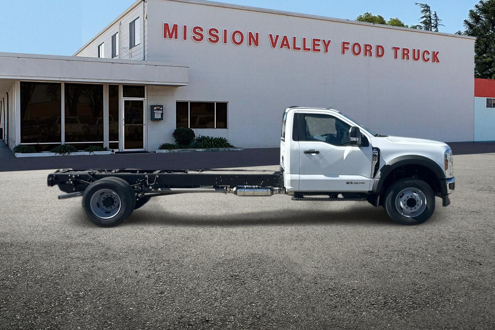 2026 Ford F-600SD XL