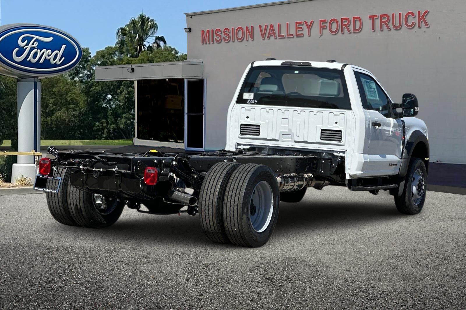 2026 Ford F-600SD XL