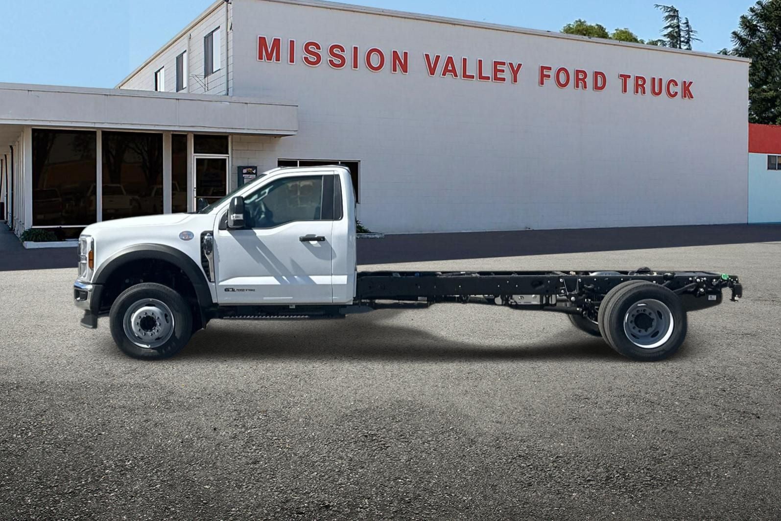2026 Ford F-600SD XL