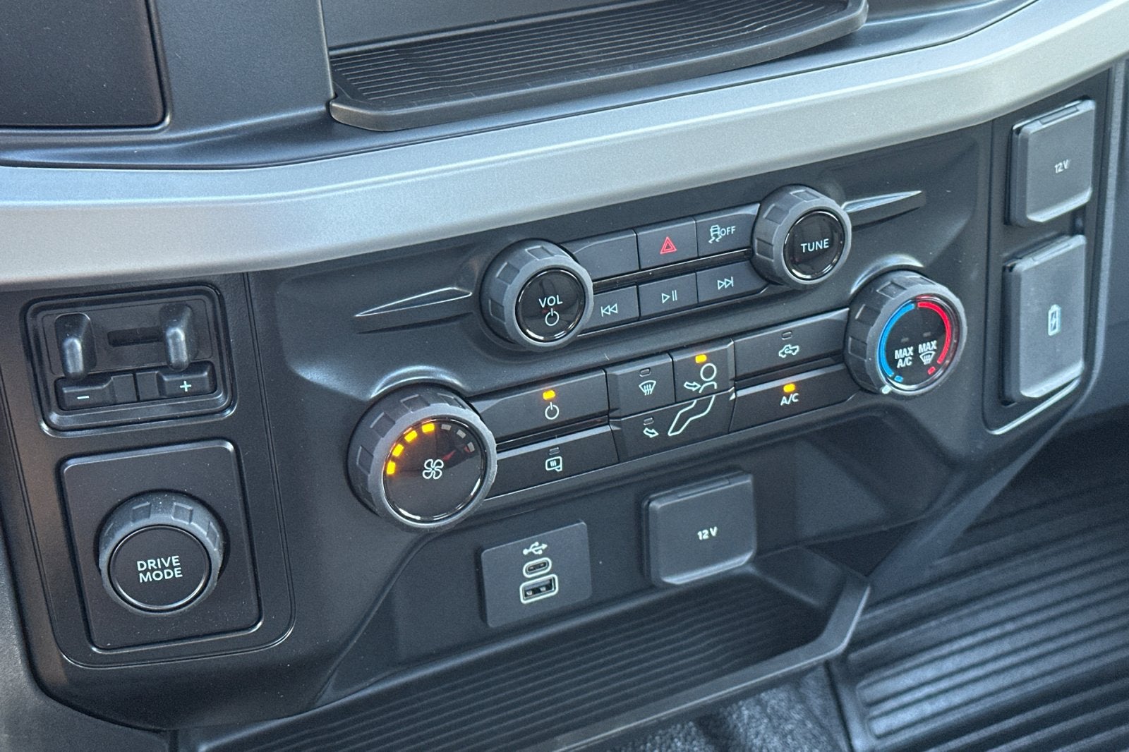 2026 Ford F-600SD XL
