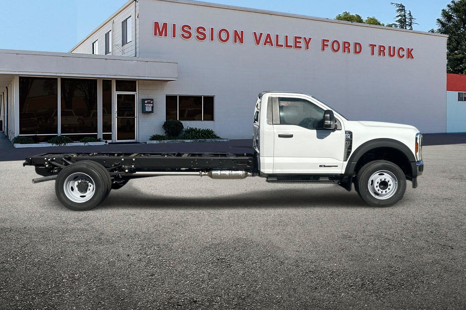 2026 Ford F-600SD XL