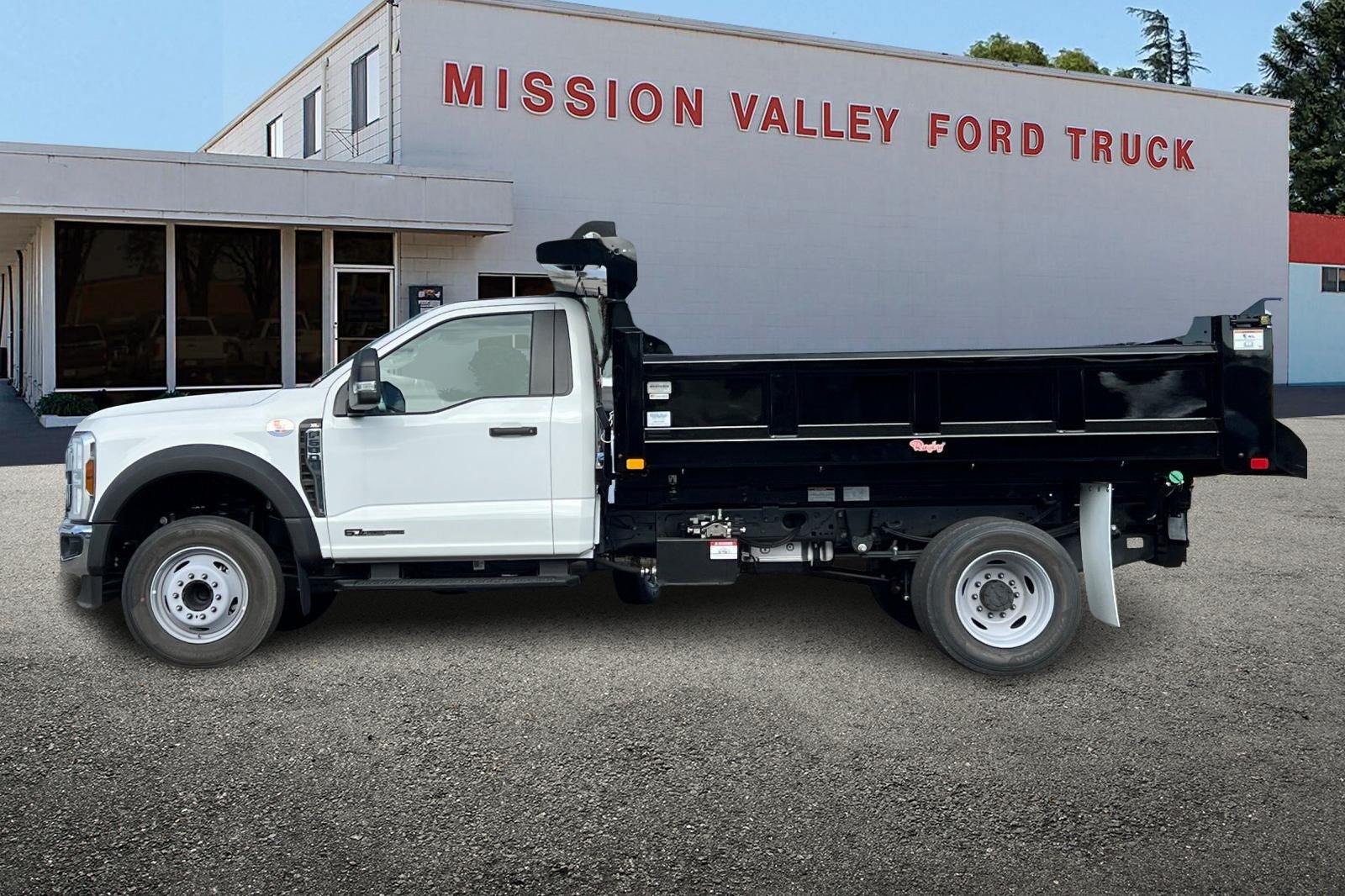 2024 Ford F-600SD DRW 2D Standard Cab 4/6 Yard Rugby Dump Body