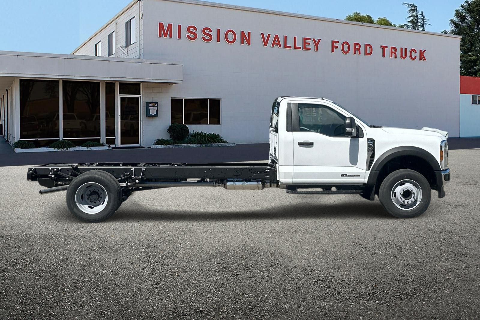 2026 Ford F-600SD XL
