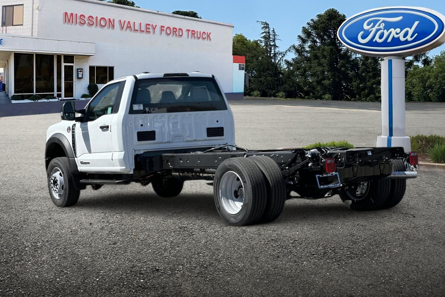 2026 Ford F-600SD XL